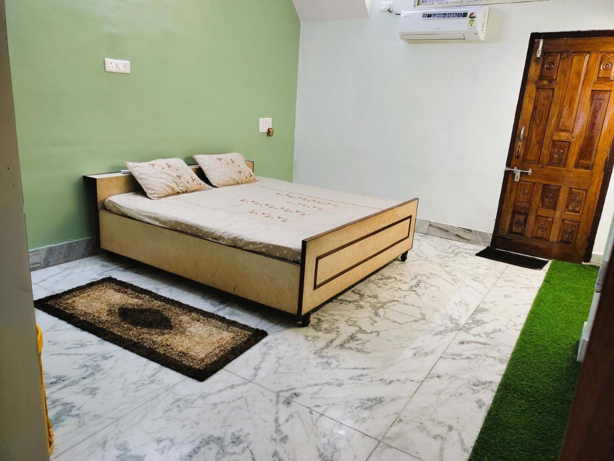 Yellow Homestay - Modern 2Bhk Ac Stay Jabalpur Extérieur photo