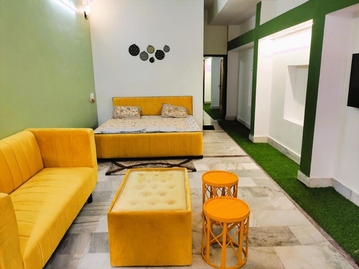 Yellow Homestay - Modern 2Bhk Ac Stay Jabalpur Extérieur photo